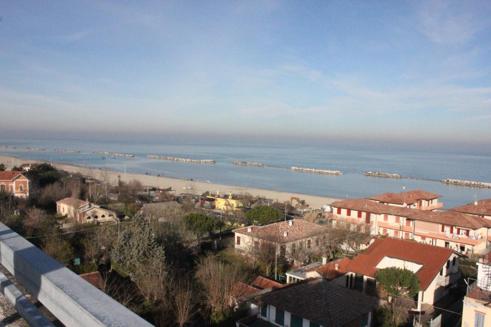Hotel Concorde Bellaria-Igea Marina Exterior foto