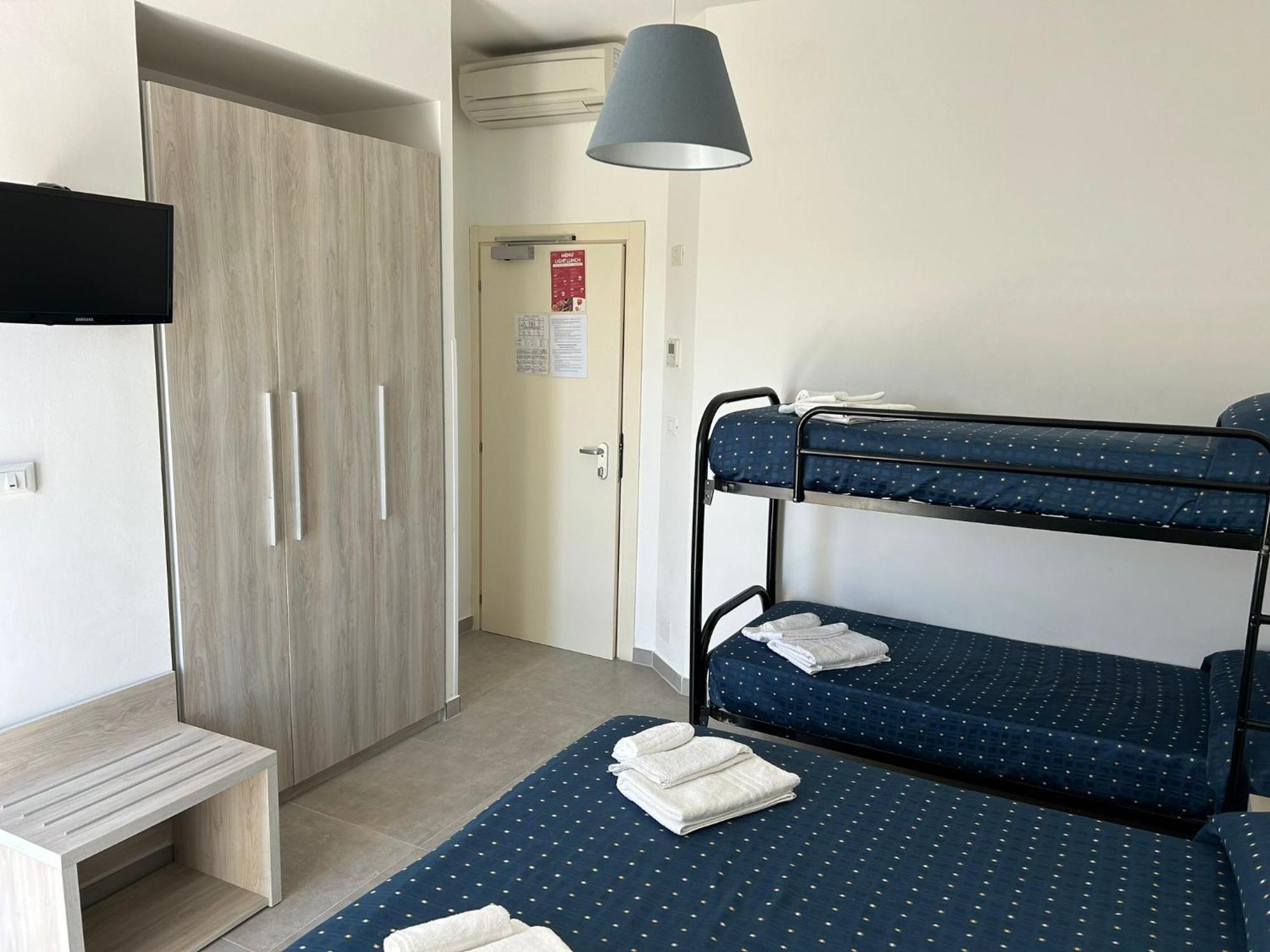 Hotel Concorde Bellaria-Igea Marina Exterior foto
