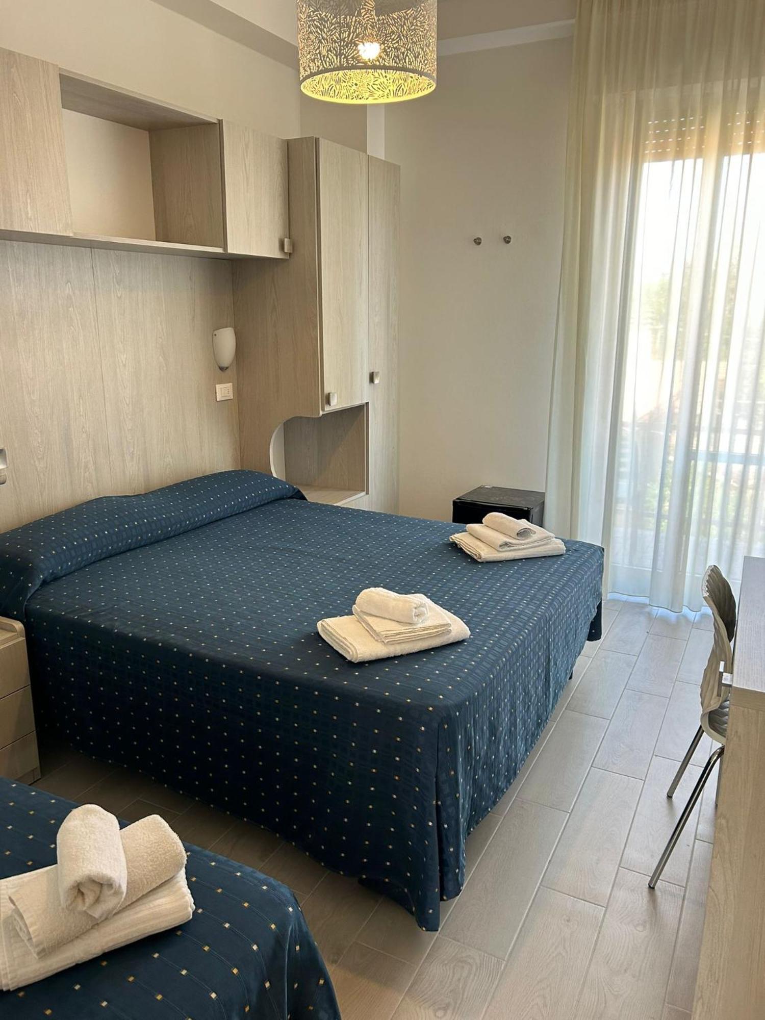 Hotel Concorde Bellaria-Igea Marina Exterior foto