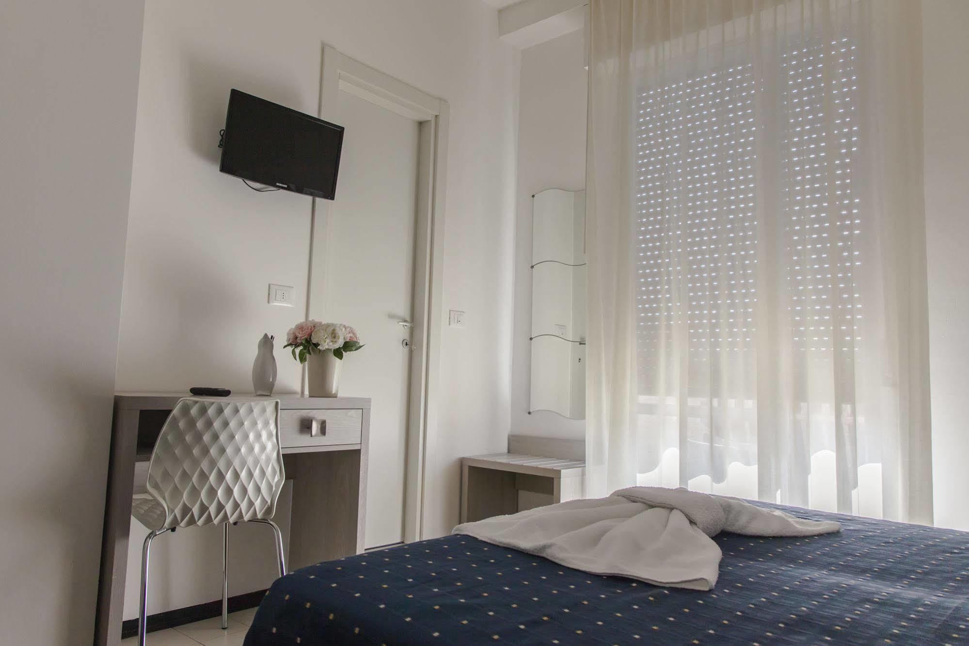 Hotel Concorde Bellaria-Igea Marina Exterior foto