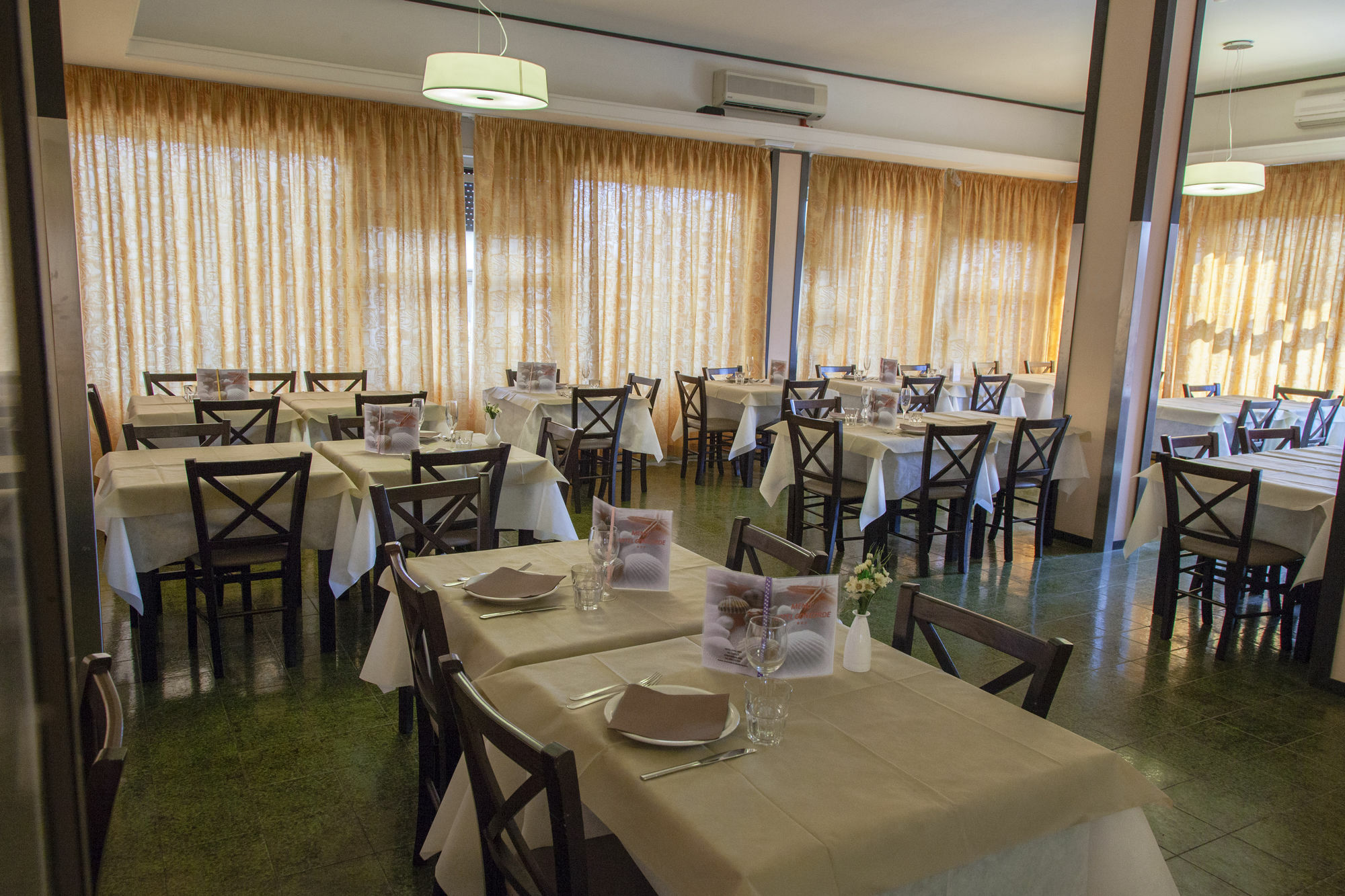 Hotel Concorde Bellaria-Igea Marina Exterior foto